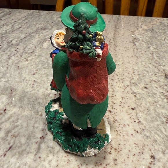 Santas From Around The World 1996 IRISH SANTA
Figurine - Picture 4 of 14